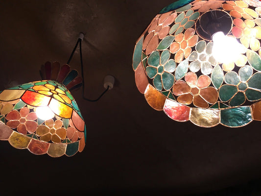 The Most Popular Tiffany Lamp Colors and Patterns