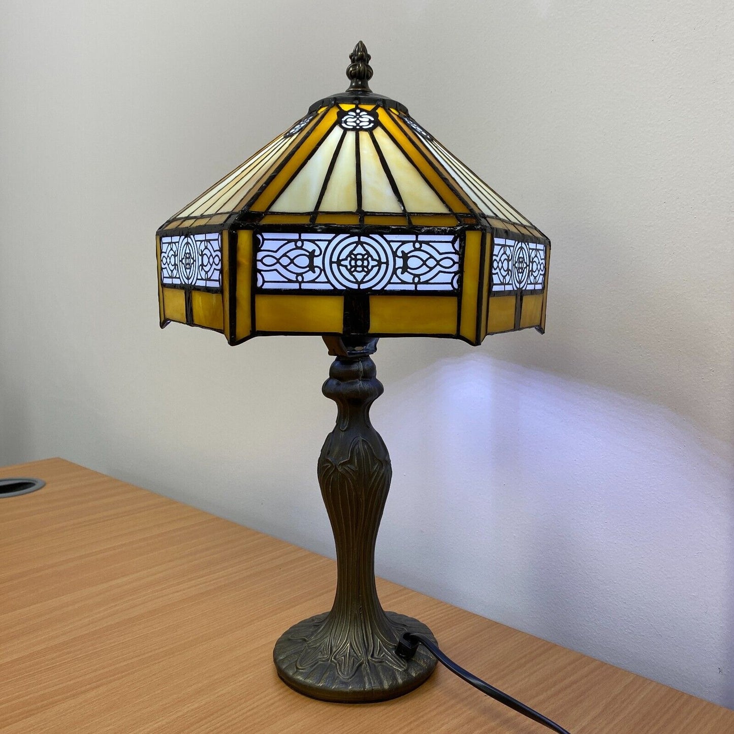 Tiffany Style Table Lamp Yellow Hexagon Handcrafted Multicolor Stained Glass UK