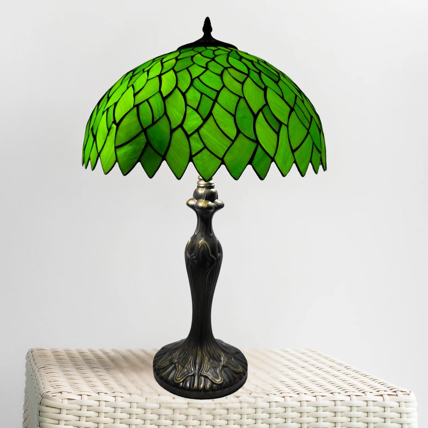 Green Tiffany Style Table Lamp 16 Inch Lampshade