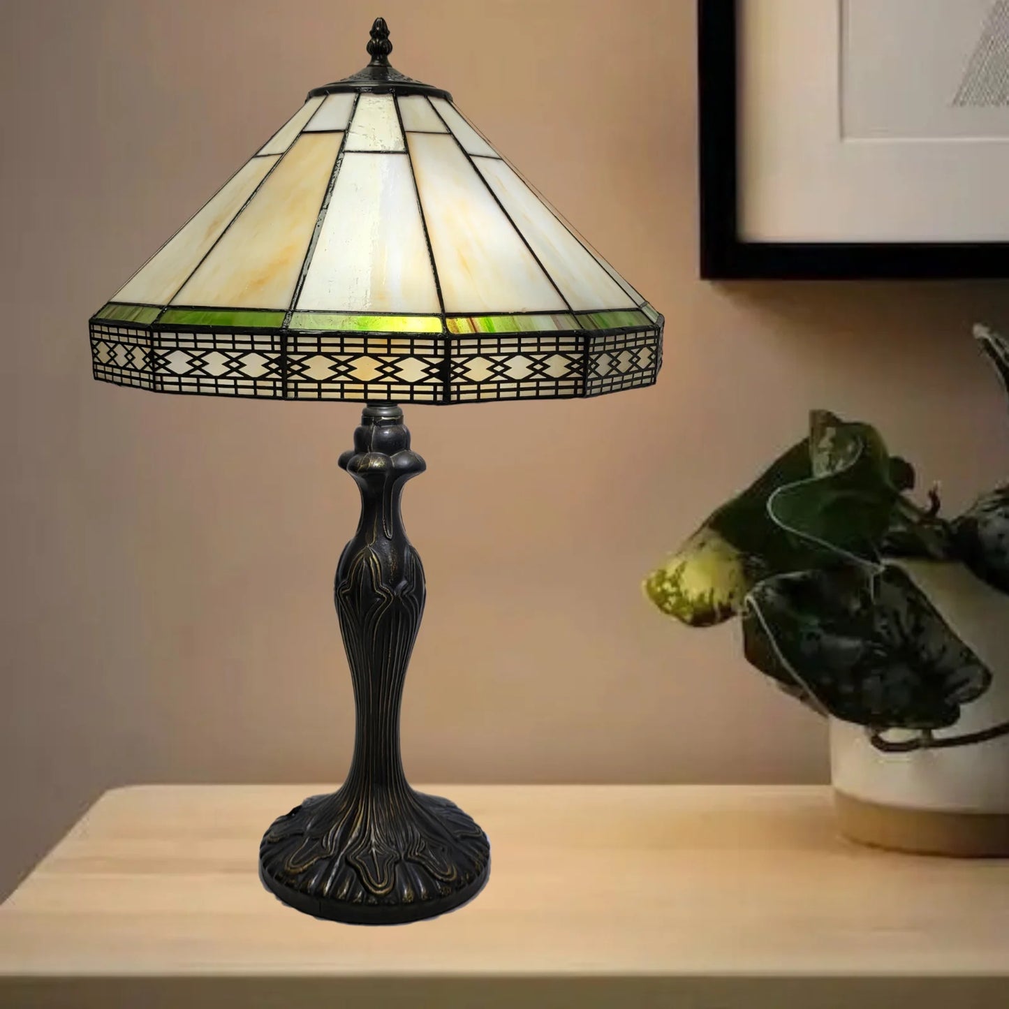 16 Inch Hexagonal Design Tiffany Style Table Lamp Stained Glass Lampshade